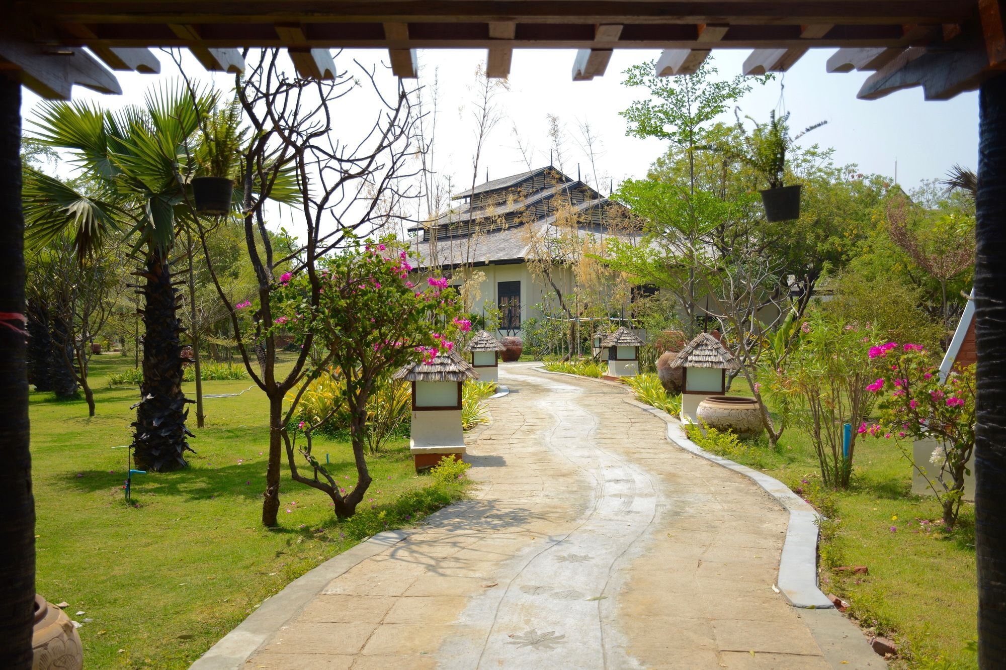 Amata Garden Resort Παγκάν Εξωτερικό φωτογραφία